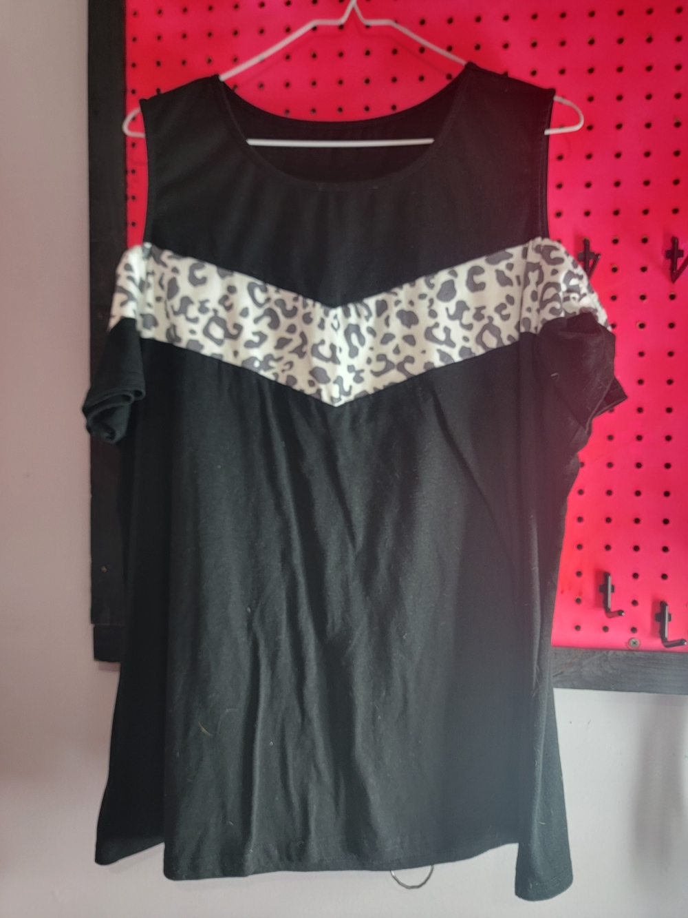 Black Cold-Shoulder Top with Leopard Chevron